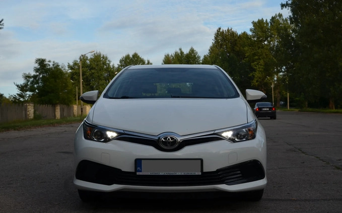 Toyota Auris cena 44500 przebieg: 170000, rok produkcji 2016 z Zawiercie małe 137